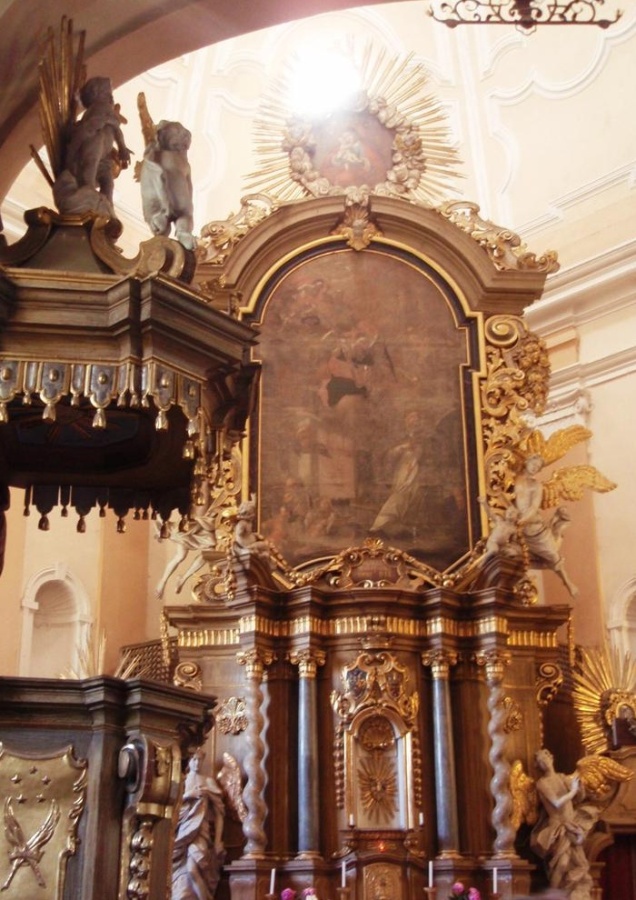 Nové Mitrovice_P_oltář kostela svJN