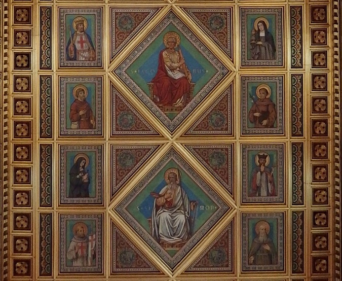 Maďarsko Pécs_kazetový strop,bazilika sv.Petra a Pavla